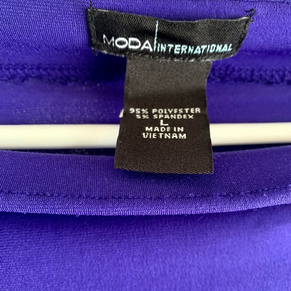 Moda International long sleeve batwing top. size large - Picture 2 of 6